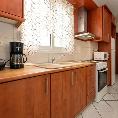Apartment Sisters' Corner