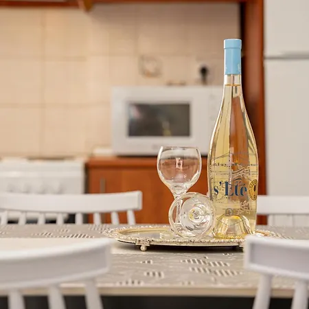 Sisters' Corner Apartmán *