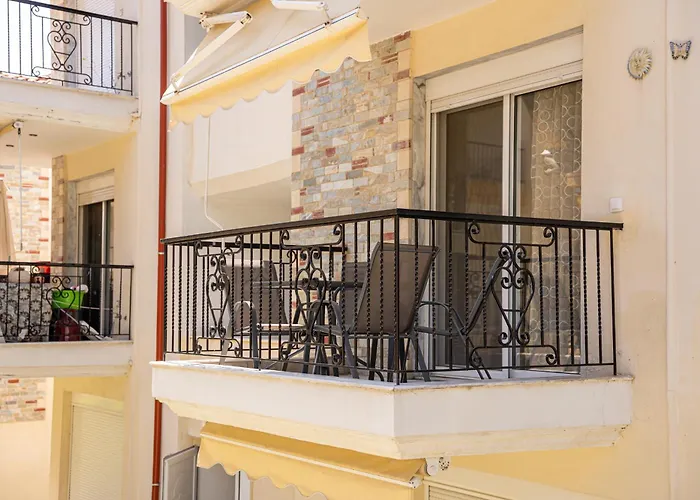 Sisters' Corner * 尼尔斯吉尼