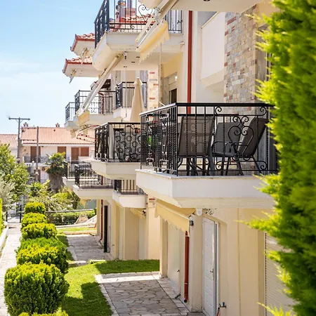 Apartment Sisters' Corner Nea Skioni