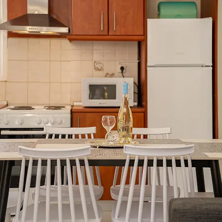 Apartment Sisters' Corner Nea Skioni